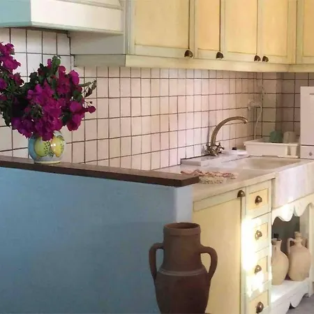 Дом отдыха Design House On The Ramos